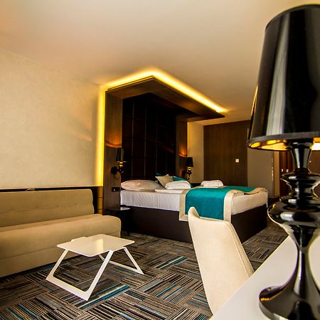 Hotel Hills Sarajevo Congress & Thermal Spa Resort Ilidža Екстериор снимка Deluxe room