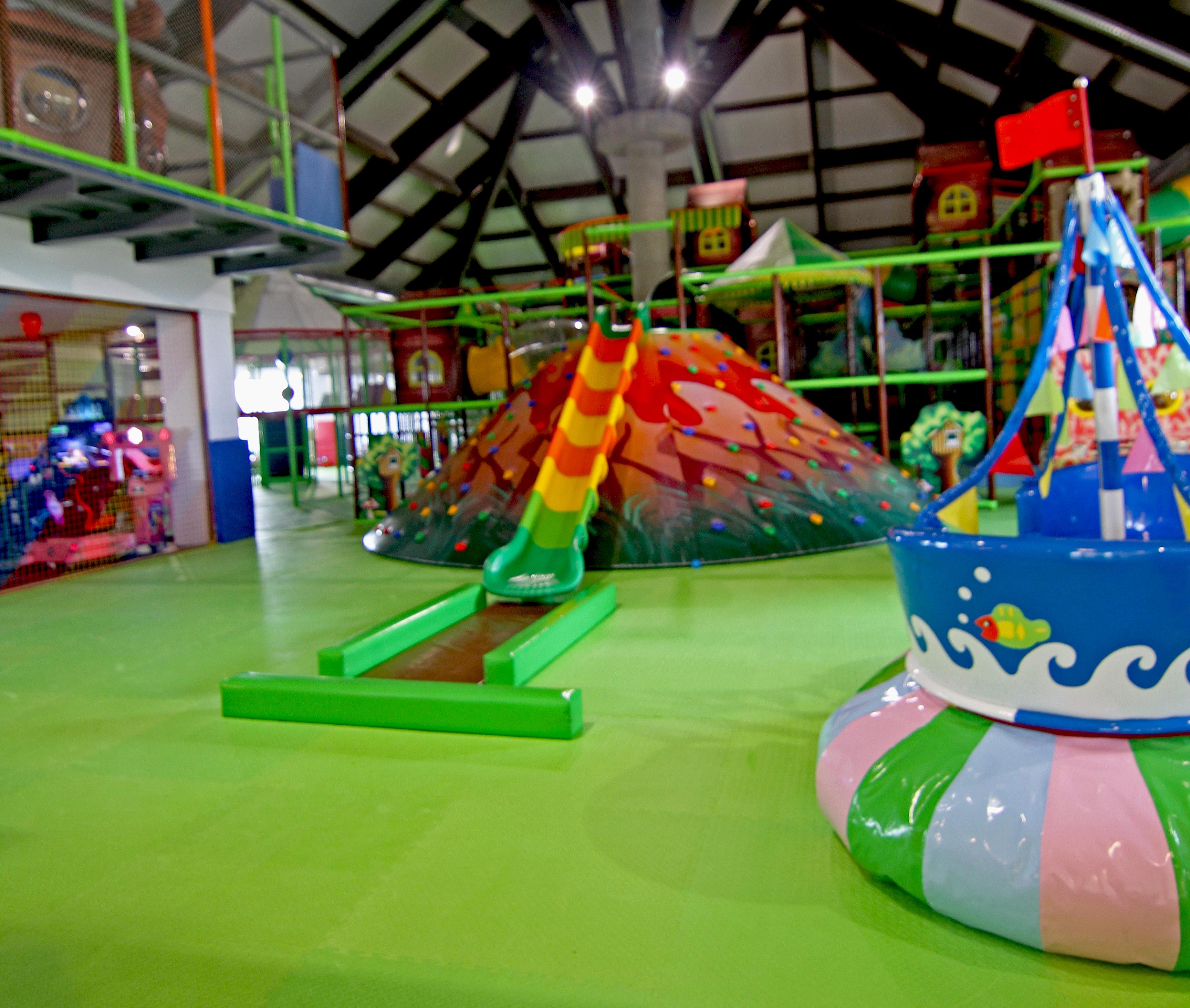 Hotel Hills Sarajevo Congress & Thermal Spa Resort Ilidža Екстериор снимка Indoor playground