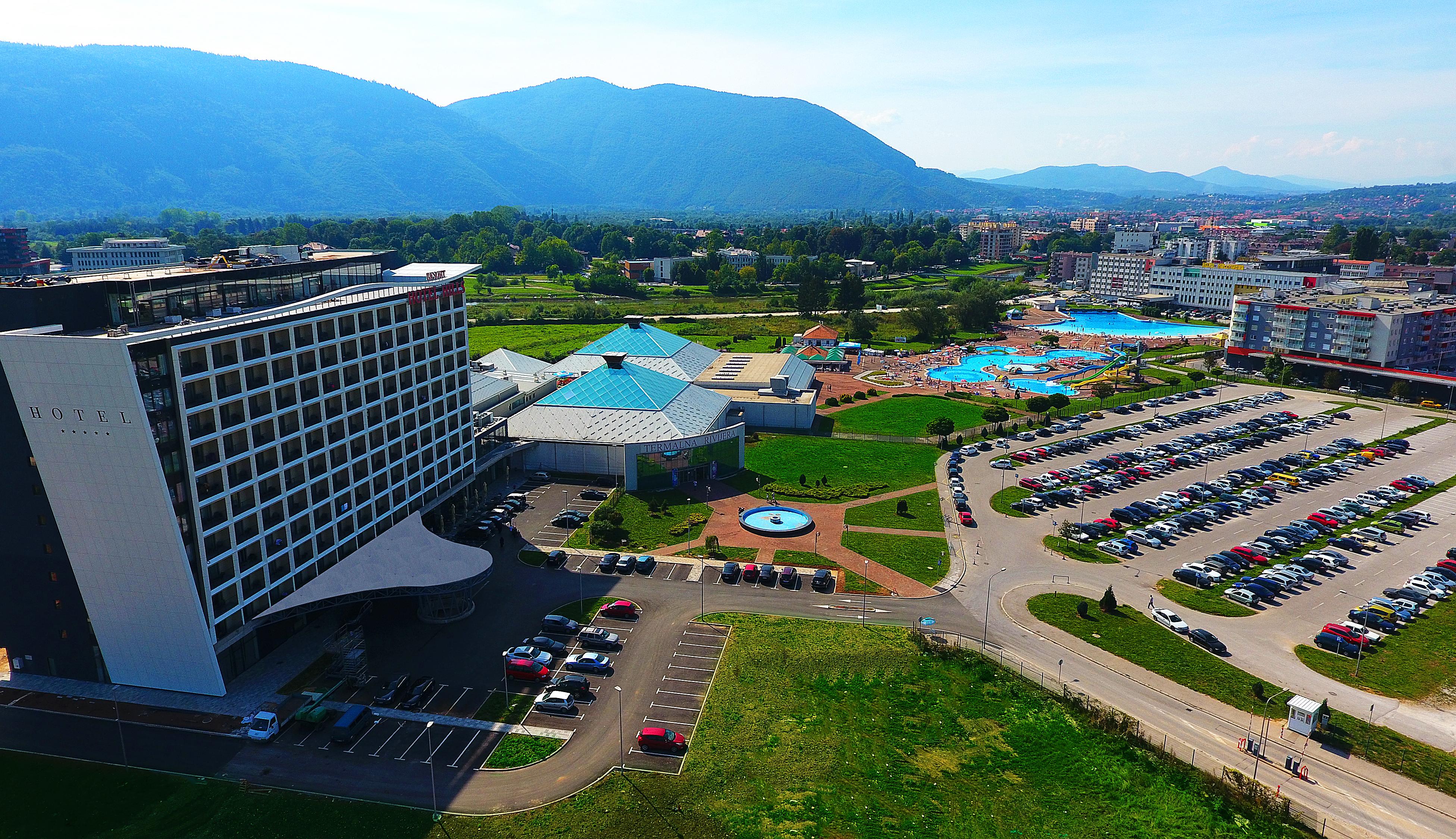 Hotel Hills Sarajevo Congress & Thermal Spa Resort Ilidža Екстериор снимка Aerial view of the resort