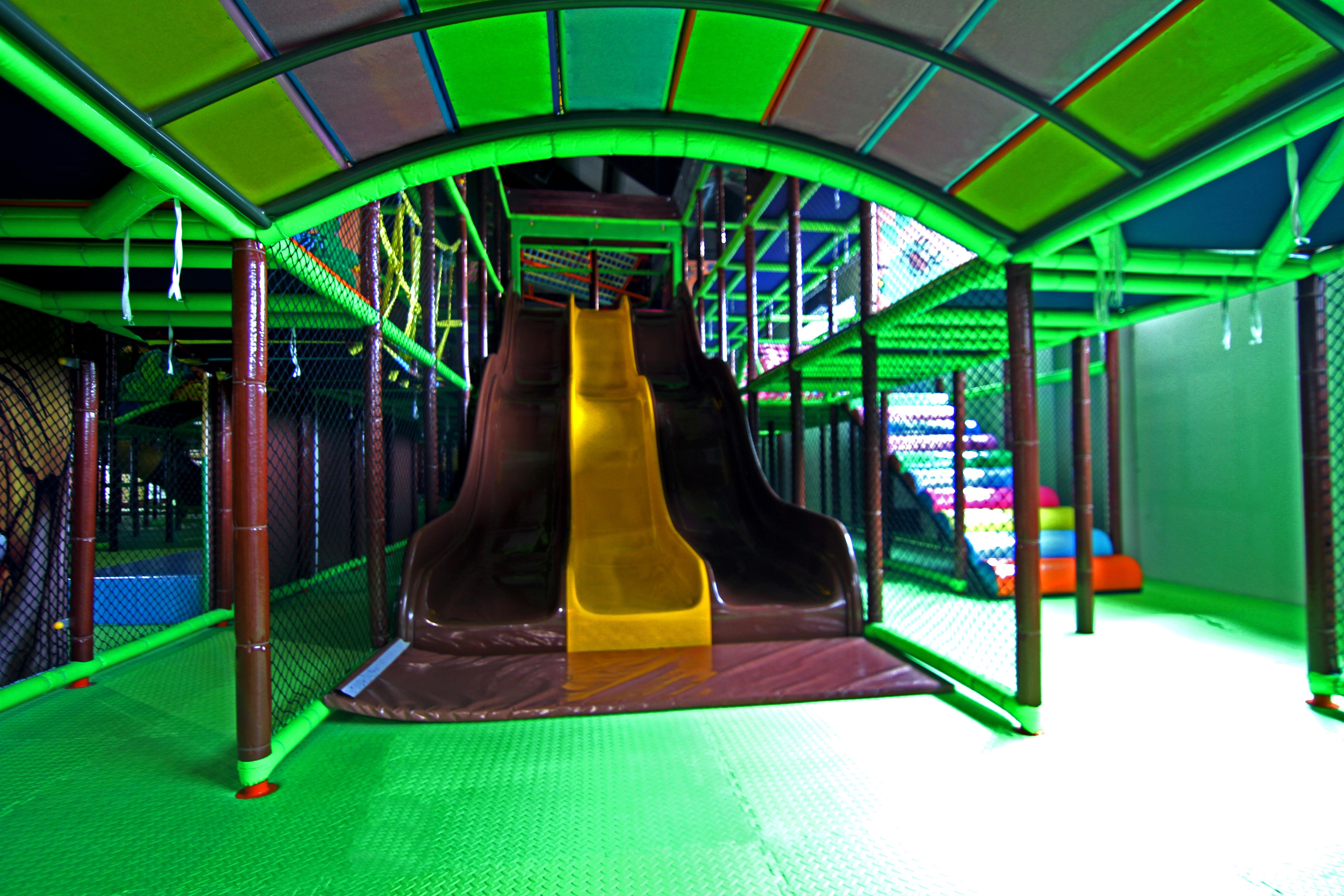 Hotel Hills Sarajevo Congress & Thermal Spa Resort Ilidža Екстериор снимка Indoor playground