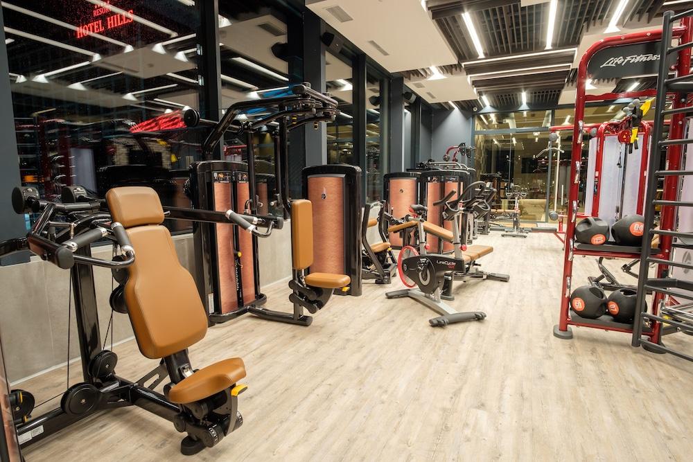 Hotel Hills Sarajevo Congress & Thermal Spa Resort Ilidža Екстериор снимка The gym at the hotel