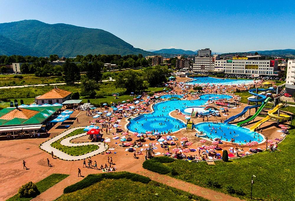 Hotel Hills Sarajevo Congress & Thermal Spa Resort Ilidža Екстериор снимка Aquapark Podgorica