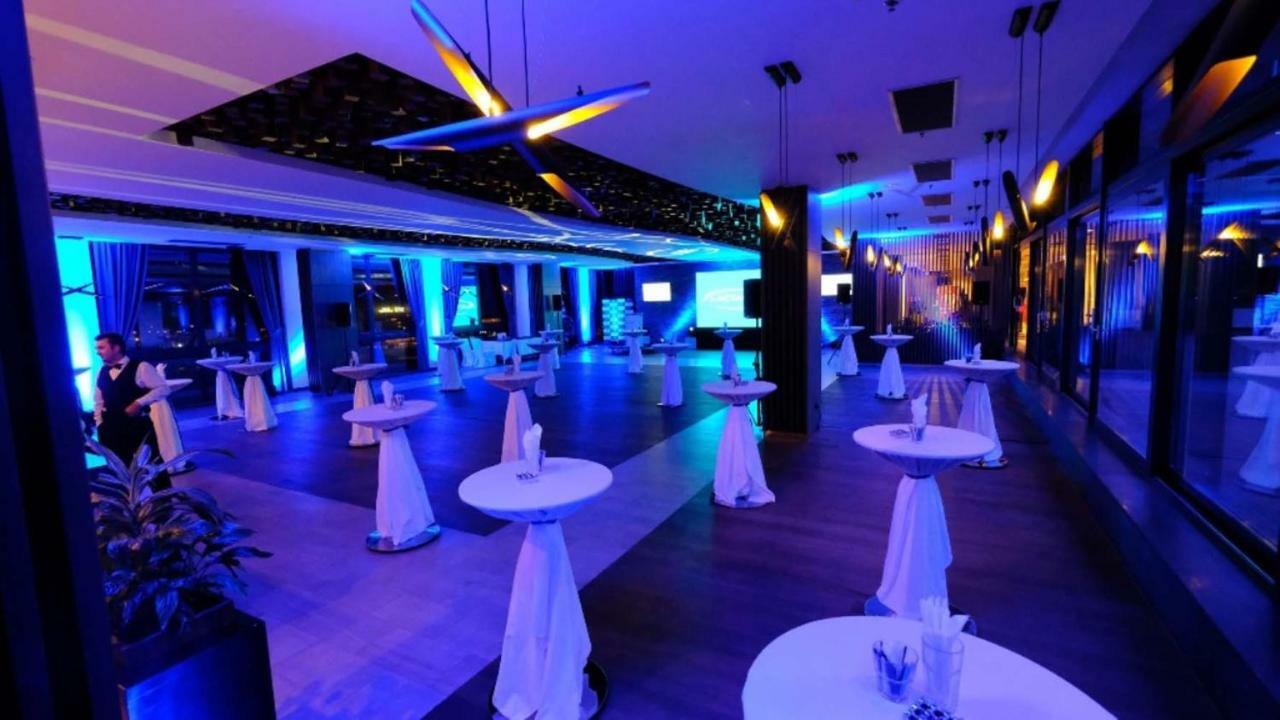 Hotel Hills Sarajevo Congress & Thermal Spa Resort Ilidža Екстериор снимка The interior of the 100th floor of the Westin Palace, Vienna