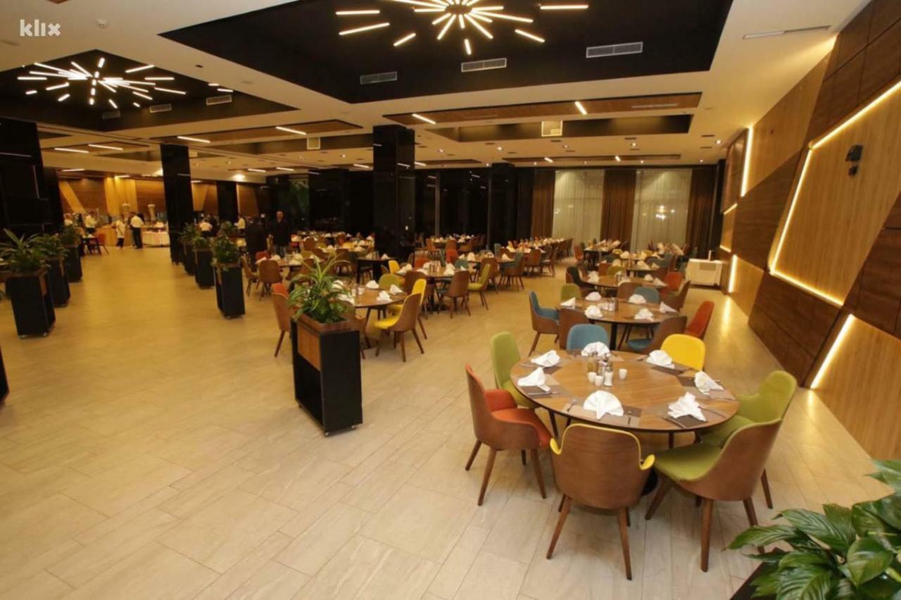 Hotel Hills Sarajevo Congress & Thermal Spa Resort Ilidža Екстериор снимка The interior of the restaurant
